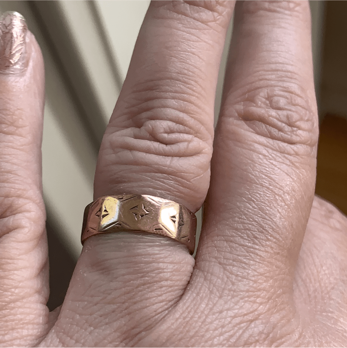 vuitton nanogram ring gold