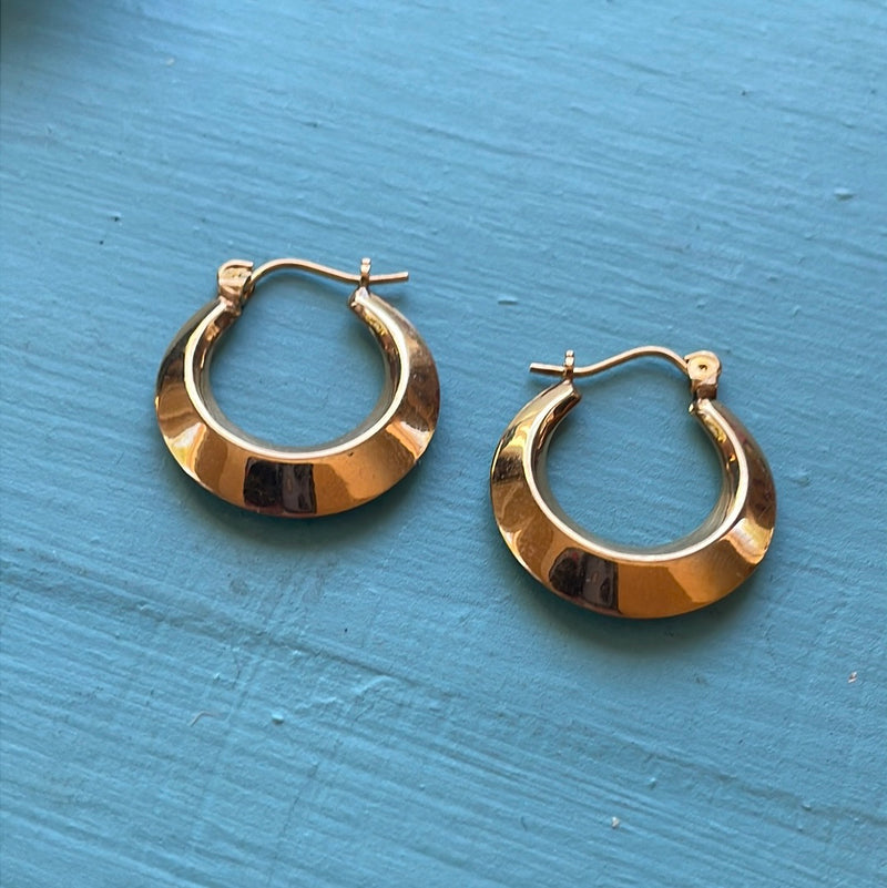 Flattened Hoop Earrings - 14k Gold - Vintage