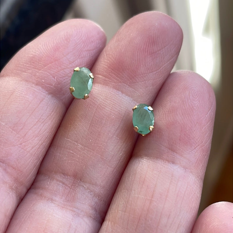 Emerald Stud Earrings - 14k Gold - Vintage