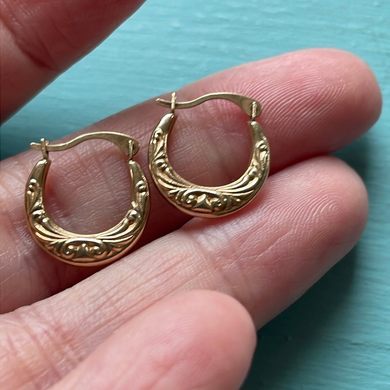 Scrolling Hoop Earrings - 9k Gold - Vintage