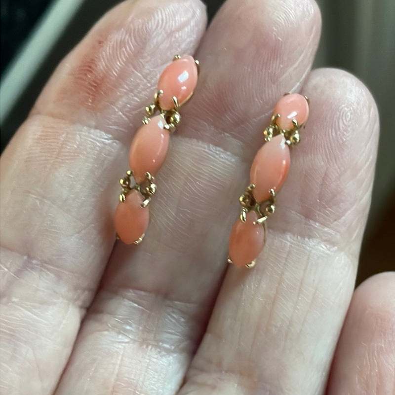 Coral Hoop Earrings - 14k Gold - Vintage