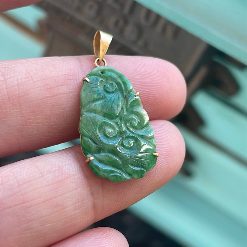 Carved Jade Pendant - 14k Gold - Vintage