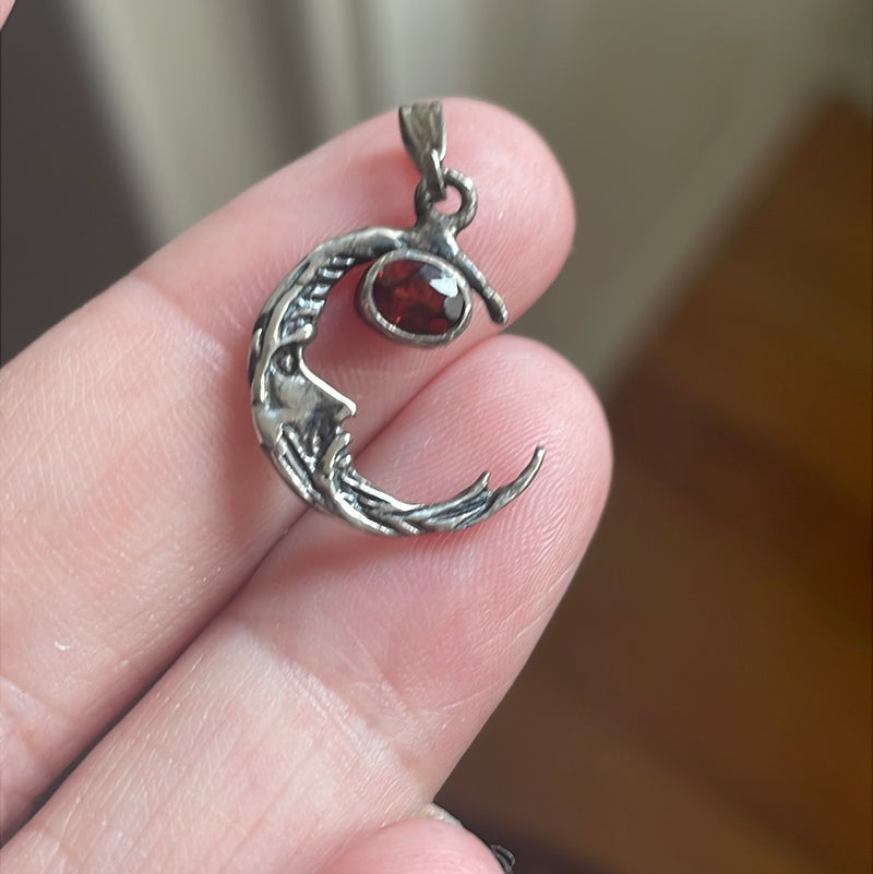 Garnet Mr. Moon Pendant - Sterling Silver - Vintage