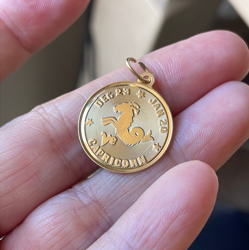 Capricorn Pendant - Zodiac - 14k Gold - Vintage