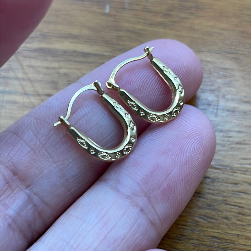 Engraved Oval Hoop Earrings - 10k Gold - Vintage