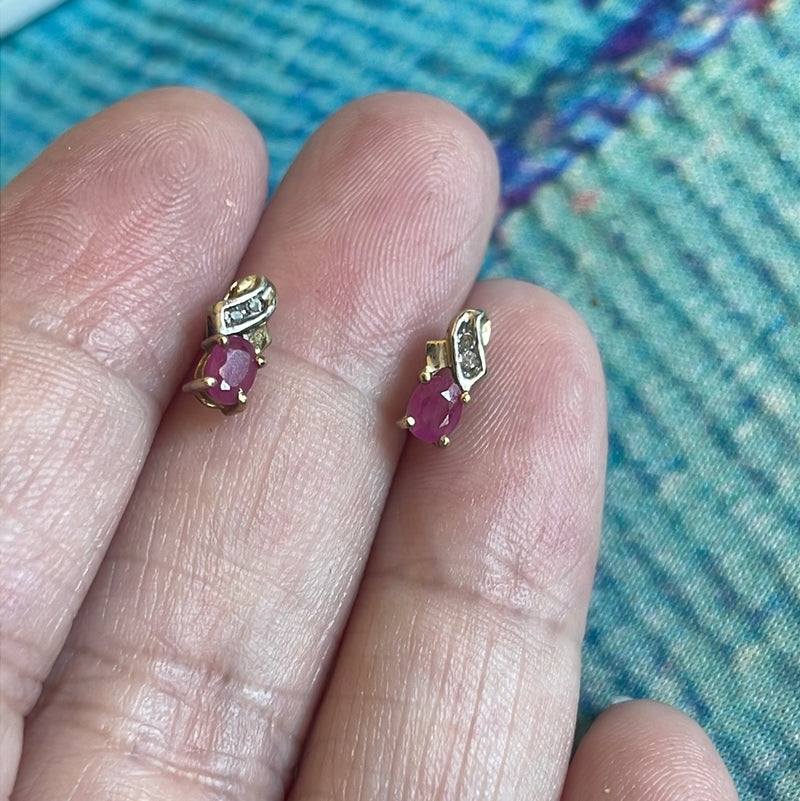 Ruby Earrings - Diamond - 10k Gold - Vintage