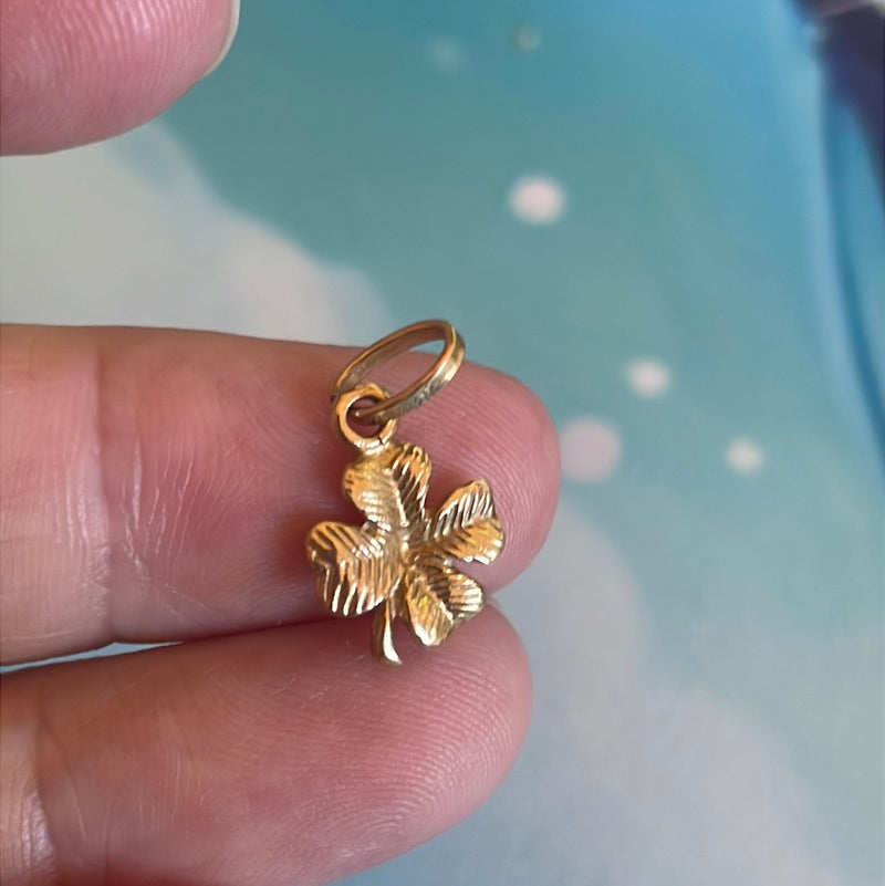 Four Leaf Clover Pendant - 9k Gold - Vintage