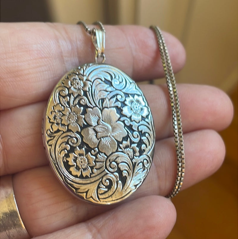 Engraved Flower Locket - Sterling Silver - Vintage