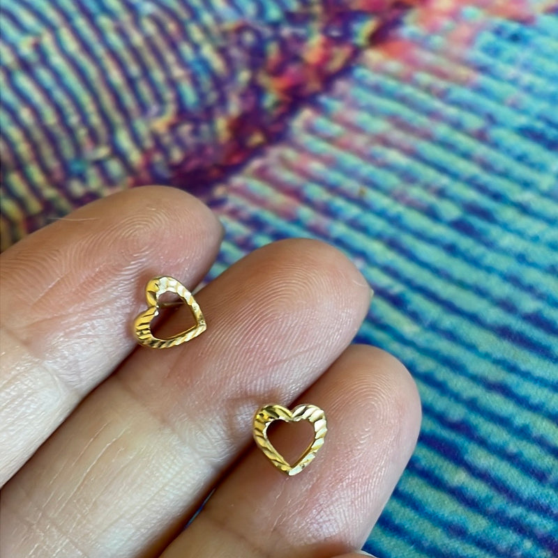 Inilbran Boho Heart Dangle Ear Cuff Earrings Vintage Heart Clip On Earrings Gold Heart Drop Cartilage Earrings No Piercing Clip Earrings Jewelry For Women And Girls