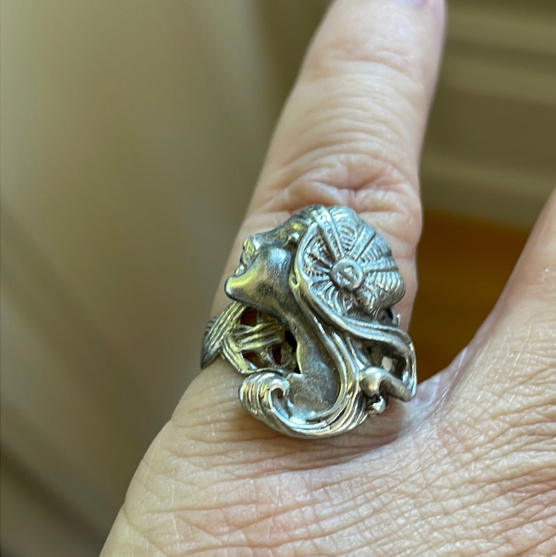 Goddess Ring - Sterling Silver - Vintage