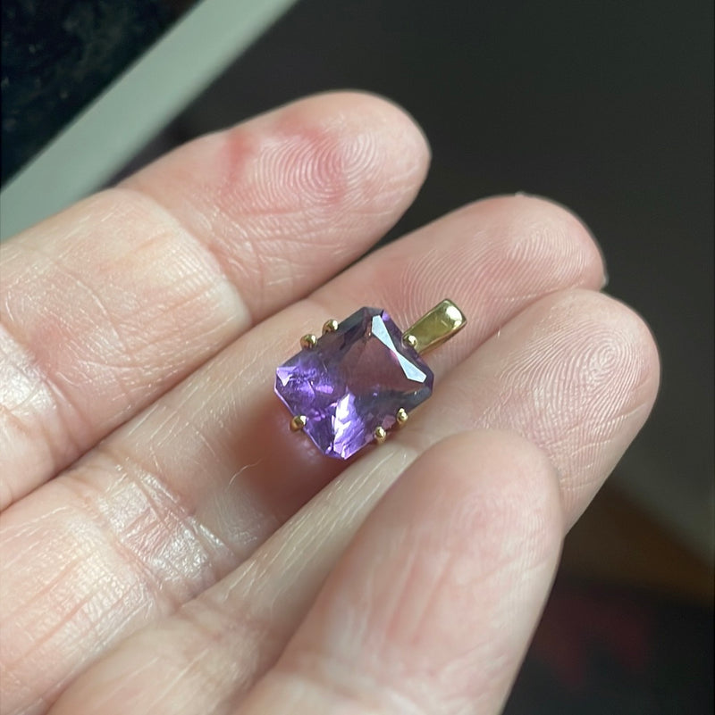 Amethyst Pendant - 10k Gold - Vintage