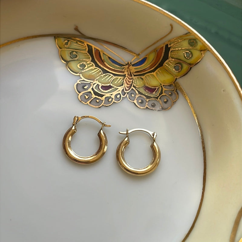 Super Dainty Hoops - 14k Gold - Vintage