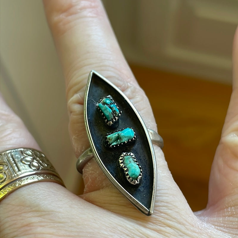 Turquoise Ring - Sterling Silver - Vintage