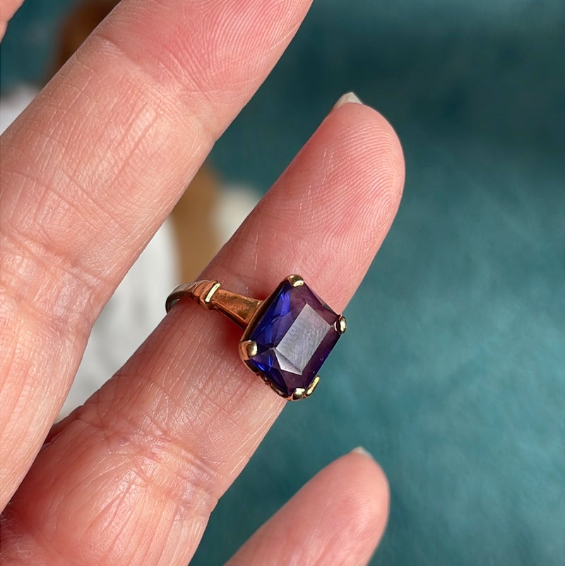 Alexandrite Ring - 10k Gold - Vintage