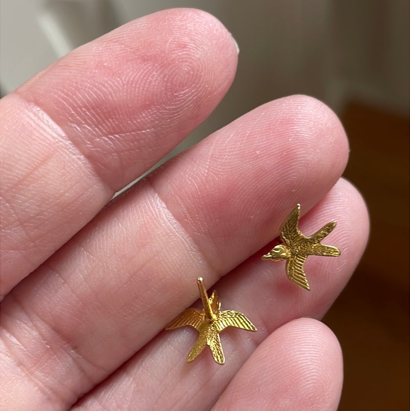 Bird Stud Earrings - 9k Gold - Vintage