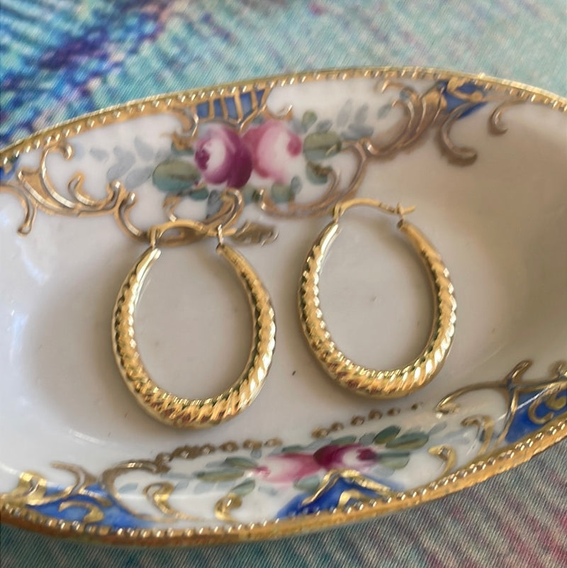 Large Swirling Hoop Earrings - 14k Gold - Vintage