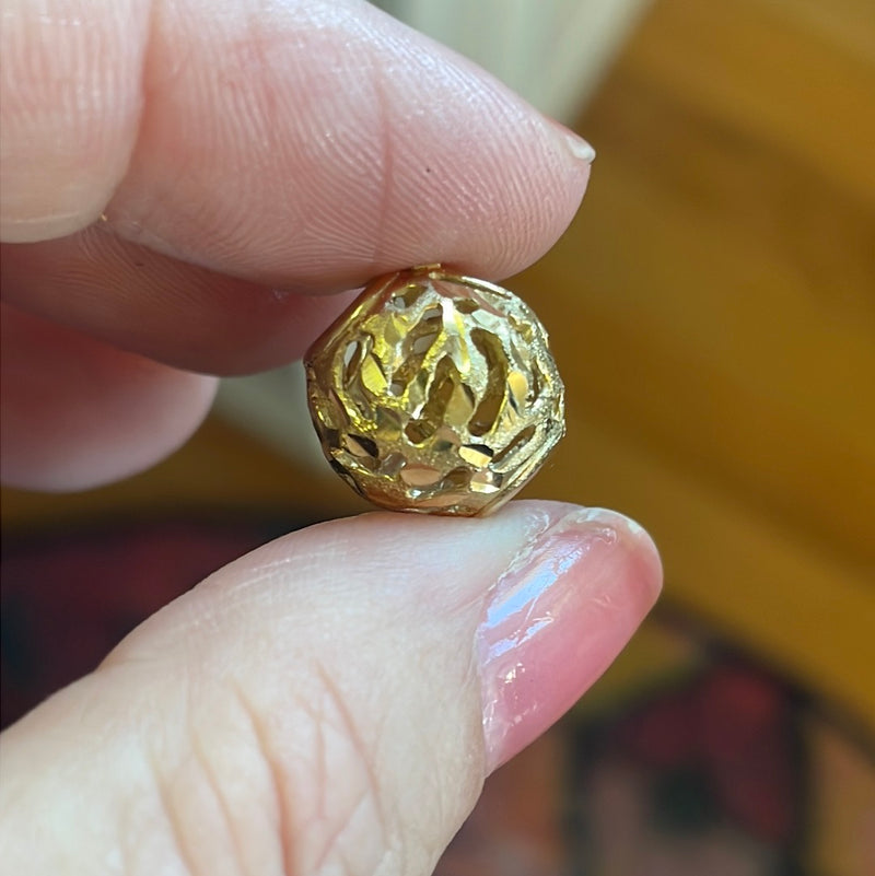 Ornate Bead Pendant - 14k Gold - Vintage