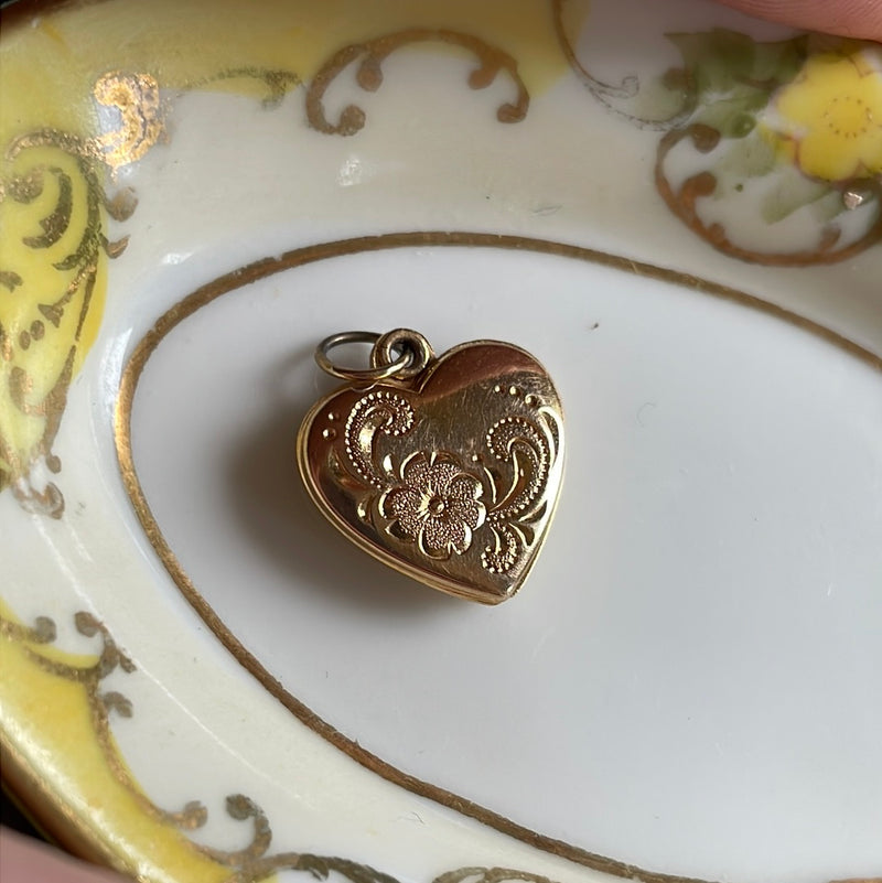 Heart Flower Locket - 9k Gold - Vintage