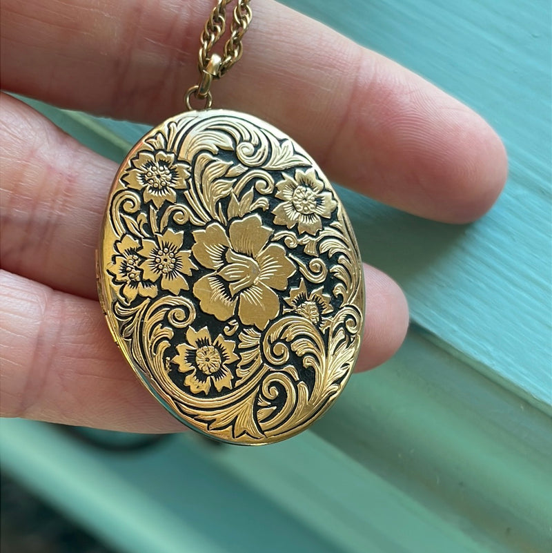 Engraved Flower Locket - Gold Filled - Vintage