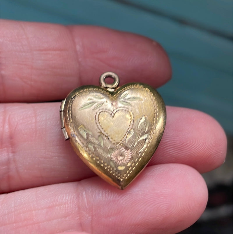 Engraved Heart - Gold Filled-  Vintage Locket