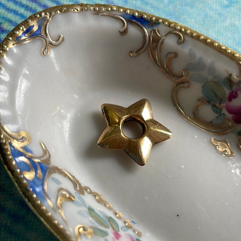 Puffy Star Pendant - 10k Gold - Vintage