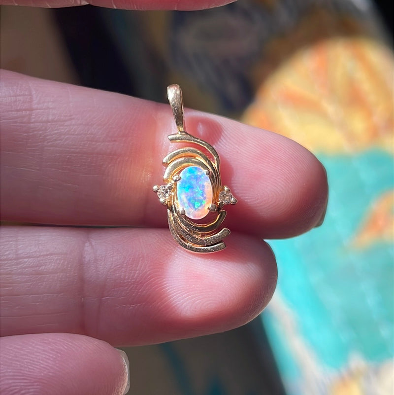 Opal Diamond Pendant - 14k Gold - Vintage