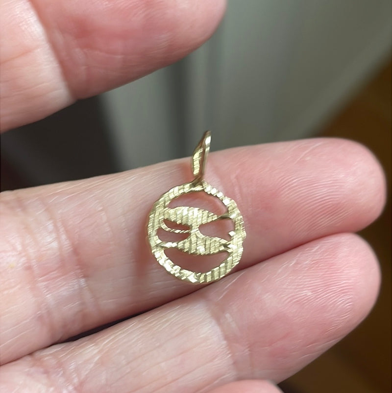 Pisces Pendant - 14k Gold - Vintage