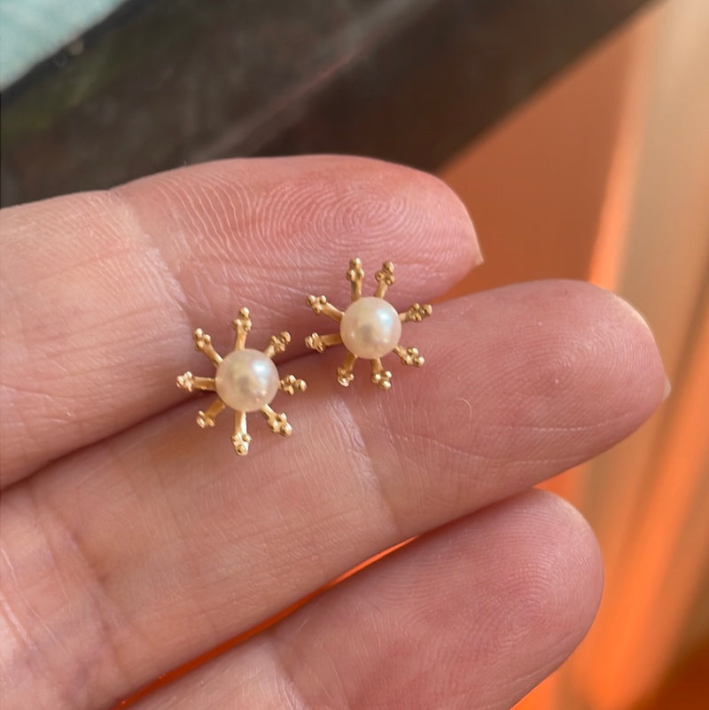 Pearl Sun Earrings - 14k Gold - Vintage