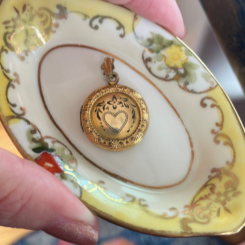 Heart Locket - Repousse Edging - Gold Filled - Vintage