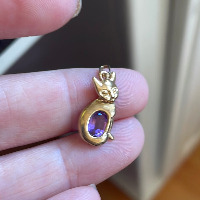 Amethyst Cat Pendant - 10k Gold - Vintage