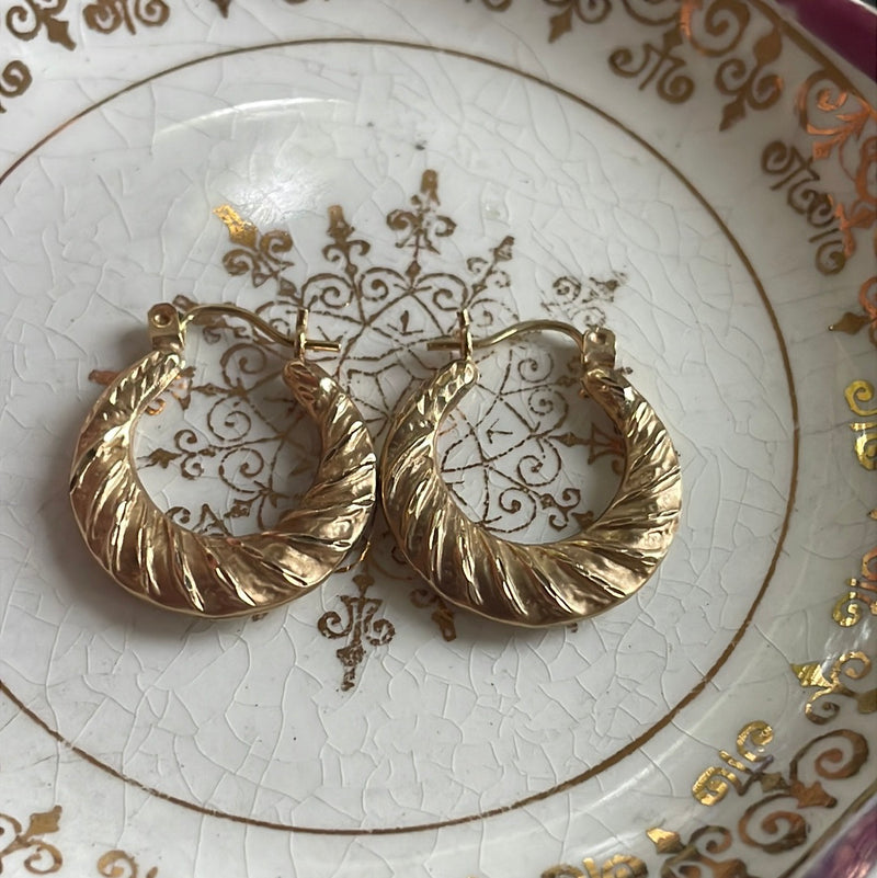 Ridged Matte Hoop Earrings - 14k Gold - Vintage