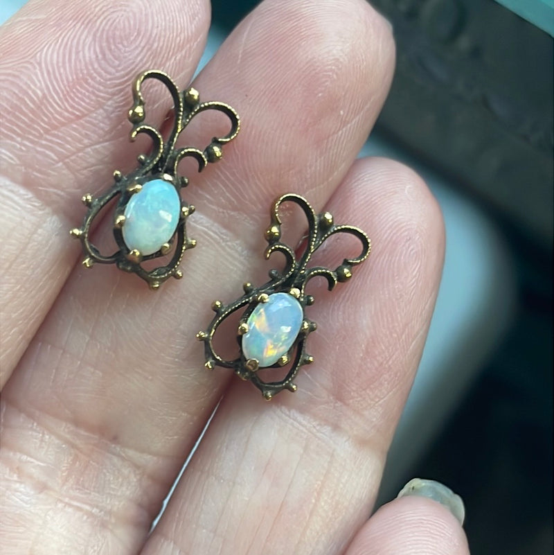 Opal Filigree Earrings - 14k Gold - Vintage