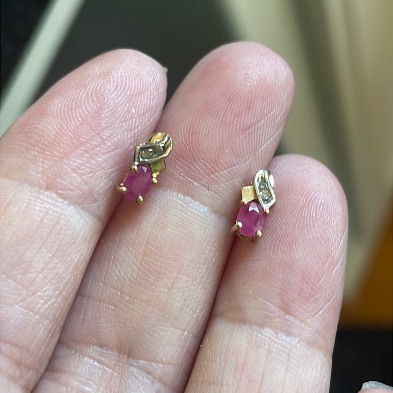 Ruby Earrings - Diamond - 10k Gold - Vintage