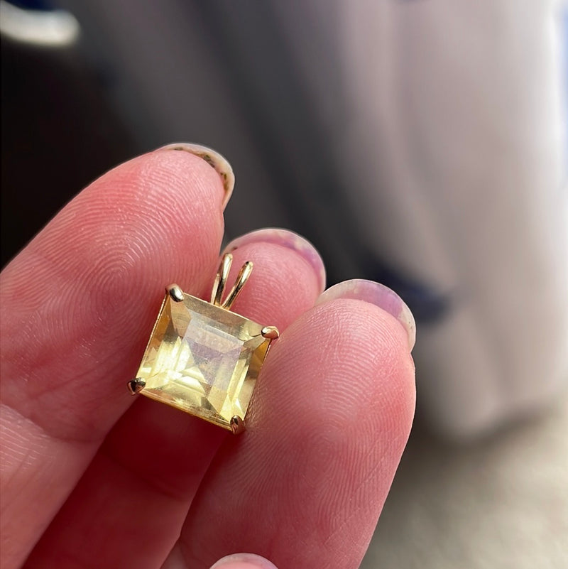 Topaz Pendant - 14K Gold - Vintage