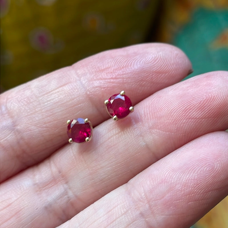 Ruby Stud Earrings - 14k Gold - Vintage