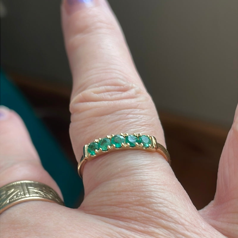 Emerald Band - 10k Gold - Vintage