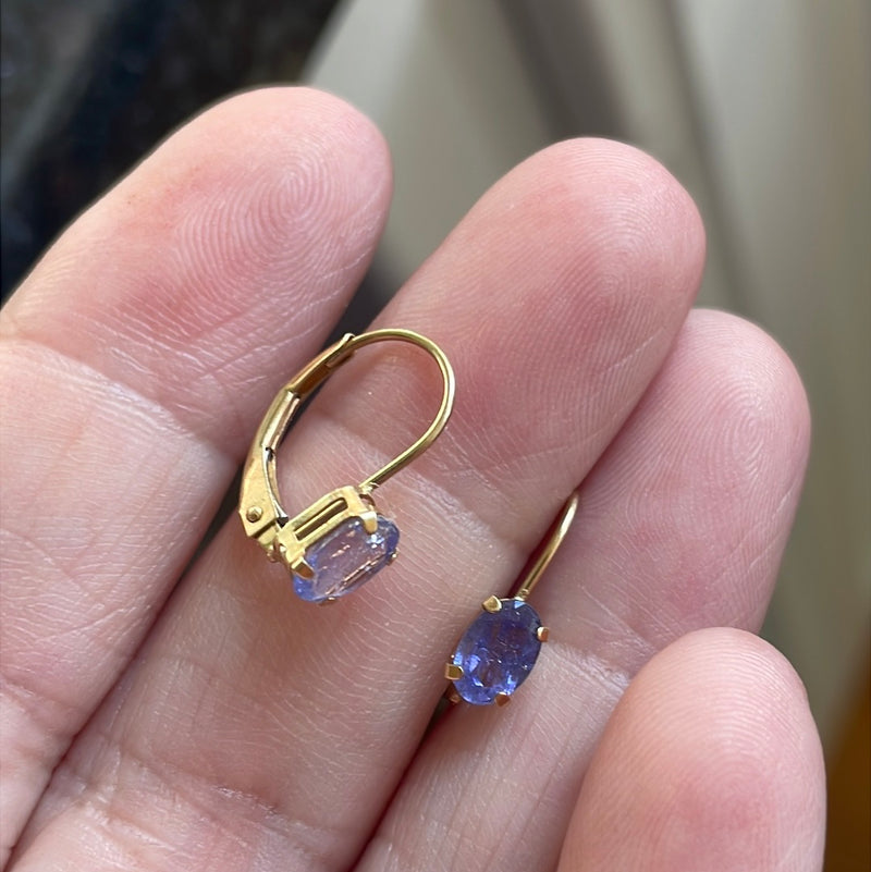 Tanzanite Leverback Earrings - 14k Gold - Vintage