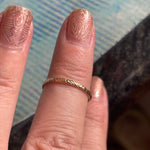 Dainty Floral Band - 14k Gold - Vintage