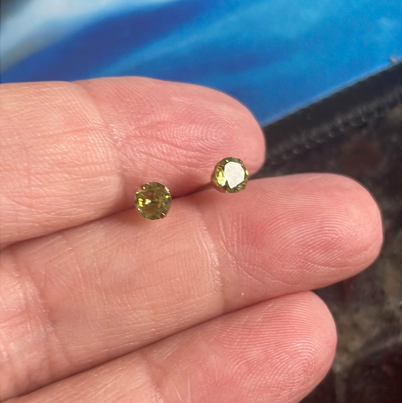 Peridot Earrings - 10k Gold - Vintage