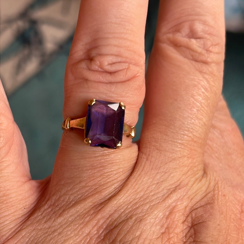 Alexandrite Ring - 10k Gold - Vintage