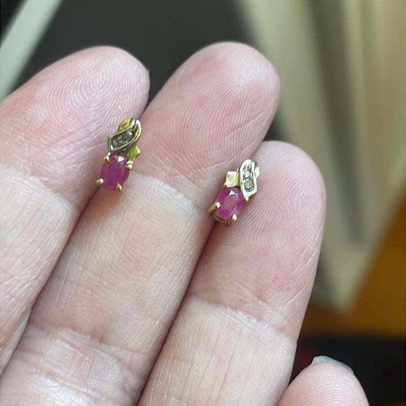 Ruby Earrings - Diamond - 10k Gold - Vintage