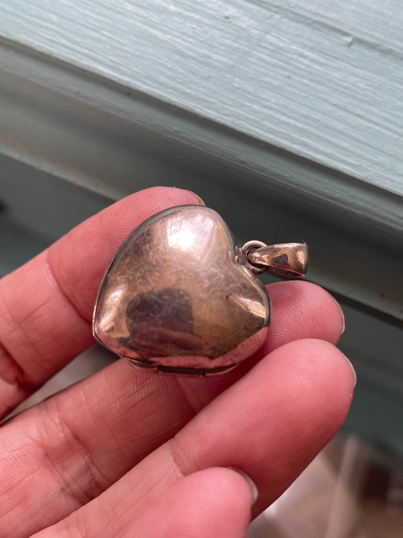 Bow Locket - Sterling Silver - Vintage