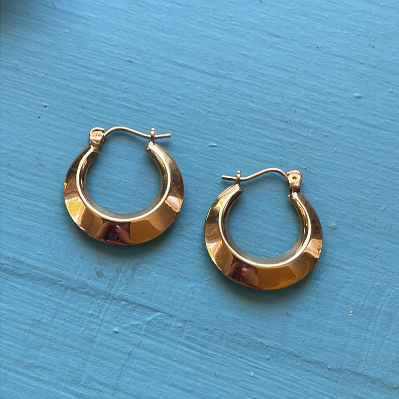 Flattened Hoop Earrings - 14k Gold - Vintage