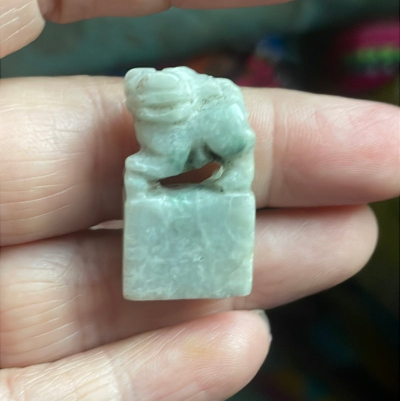 Foo Dog Pendant - Carved Jade - Vintage (price is for 1)