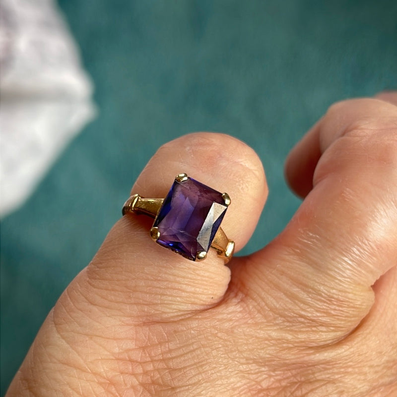 Alexandrite Ring - 10k Gold - Vintage