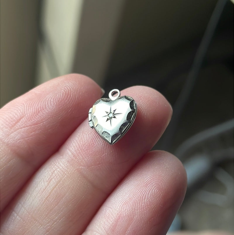 Dainty Heart Star Locket - Sterling Silver - Vintage