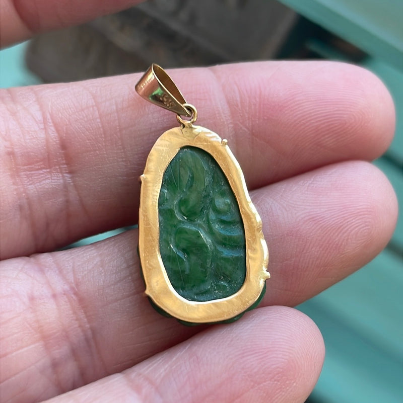 Carved Jade Pendant - 14k Gold - Vintage