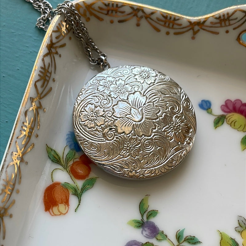 Engraved Large Flower Locket - Sterling Silver - Vintage