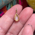 Opal Pendant - 14k Gold - Vintage