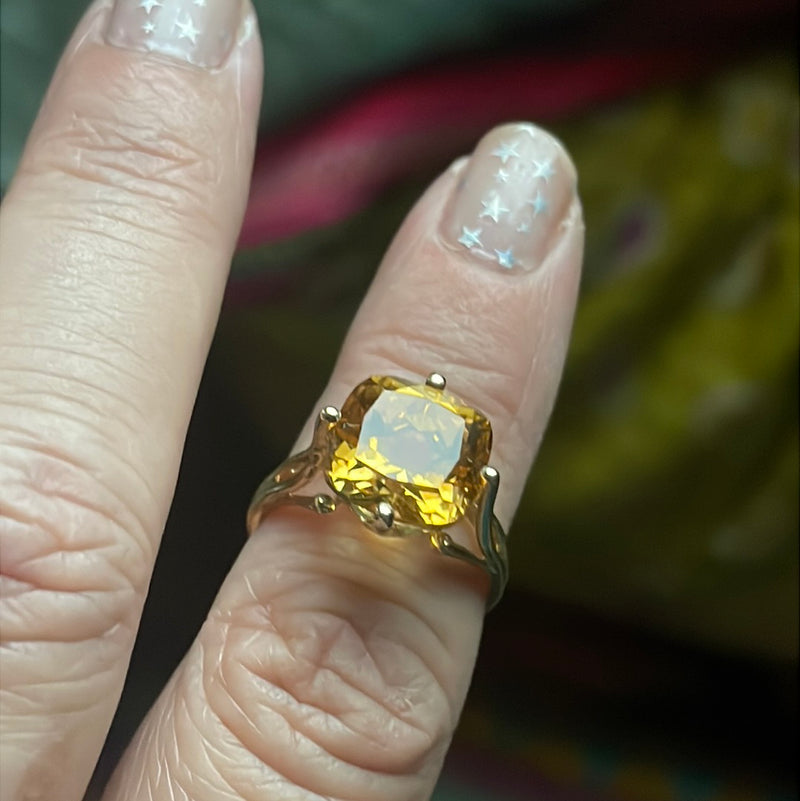 Citrine Ring - 10k Gold - Vintage